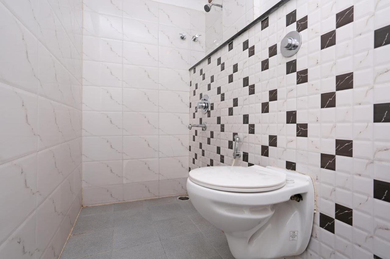 Oyo 6447 Samasth Rooms And Suites مَسّور المظهر الخارجي الصورة